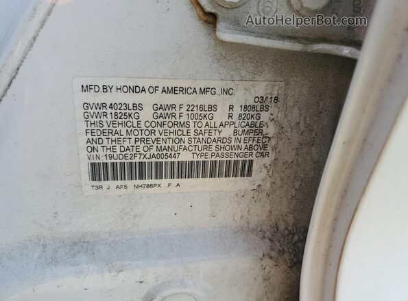 19UDE2F7XJA005447 2018 ACURA ILX White 