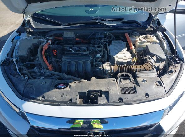 19XZE4F92LE006965 2020 HONDA INSIGHT White Вид ззаду