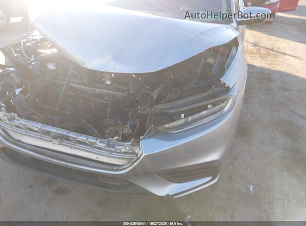19XZE4F99ME008200 2021 HONDA INSIGHT Silver Widok z przodu