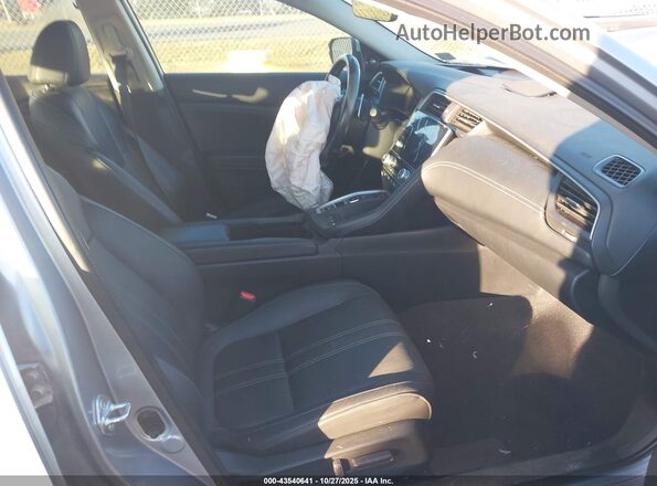 19XZE4F99ME008200 2021 HONDA INSIGHT Silver Widok wnętrza z przodu