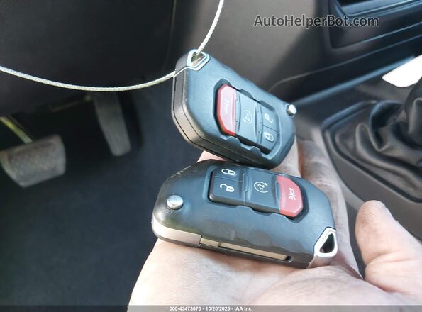 1C4HJXDG4MW689351 2021 JEEP WRANGLER UNLIMITED White Առջևի վահանակի տեսք