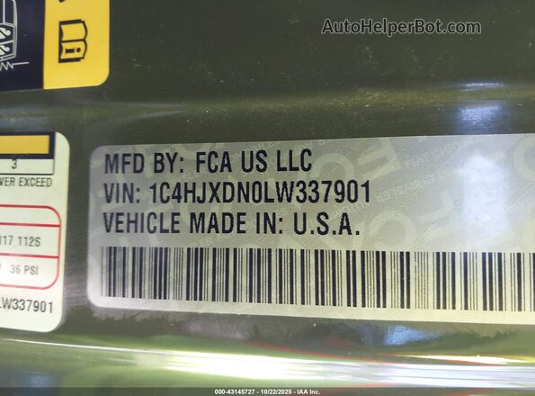 1C4HJXDN0LW337901 2020 JEEP WRANGLER UNLIMITED Green Շարժիչի բաժամունքի տեսք