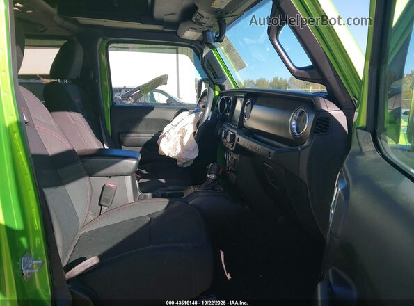 1C4HJXFG2KW514025 2019 JEEP WRANGLER UNLIMITED Green Front interior view