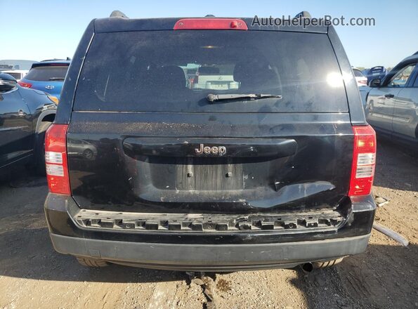 1C4NJPBAXGD812135 2016 JEEP PATRIOT Black Rear view