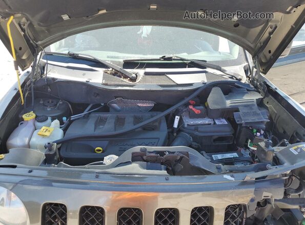 1C4NJPBB6GD569867 2016 JEEP PATRIOT Green Вид підкапотного простору