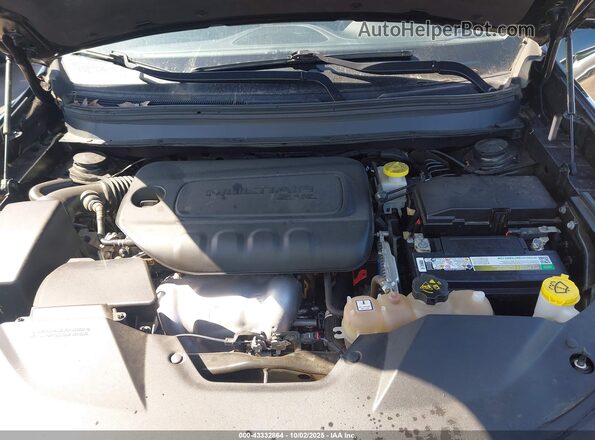 1C4PJLCB1LD610643 2020 JEEP CHEROKEE Black უკანა ხედი