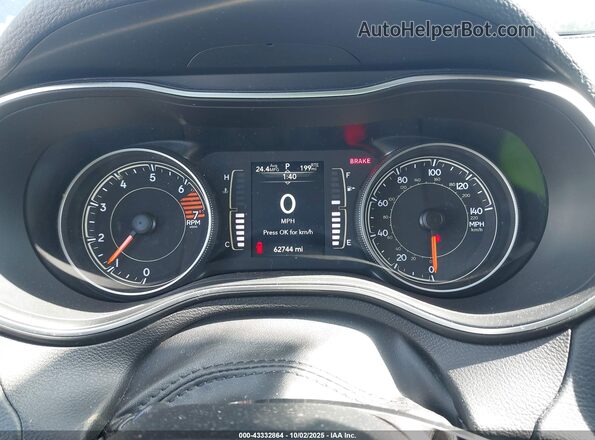 1C4PJLCB1LD610643 2020 JEEP CHEROKEE Black უკანა სავარძლების ხედი