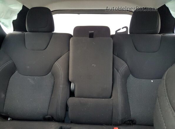 1C4PJLCB2LD547505 2020 JEEP CHEROKEE Black Rear seats view
