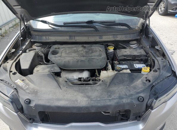 1C4PJLCB9LD556203 2020 JEEP CHEROKEE Silver Вид підкапотного простору