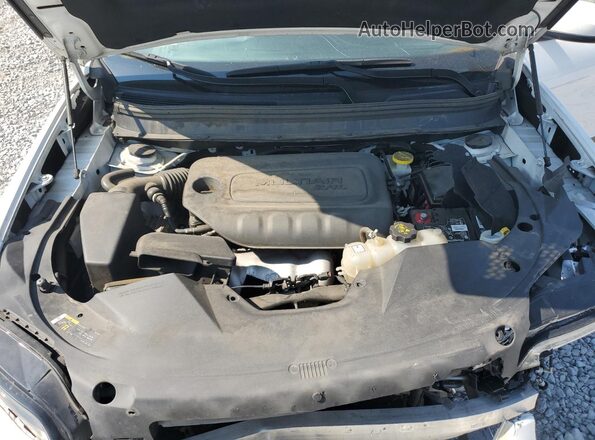 1C4PJLLB7MD164693 2021 JEEP CHEROKEE White Engine compartment view
