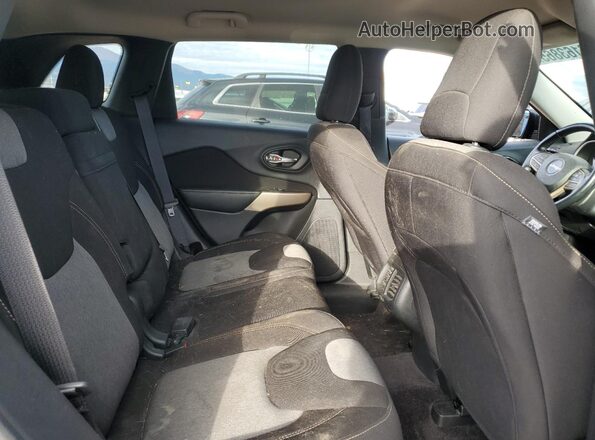 1C4PJMAS0HW568809 2017 JEEP CHEROKEE Black Widok wnętrza z tyłu