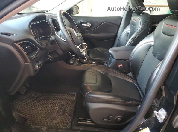 1C4PJMBX7LD532730 2020 JEEP CHEROKEE Black Widok wnętrza z przodu