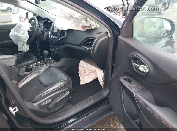 1C4PJMBX8LD609489 2020 JEEP CHEROKEE Black წინა სალონის ხედი