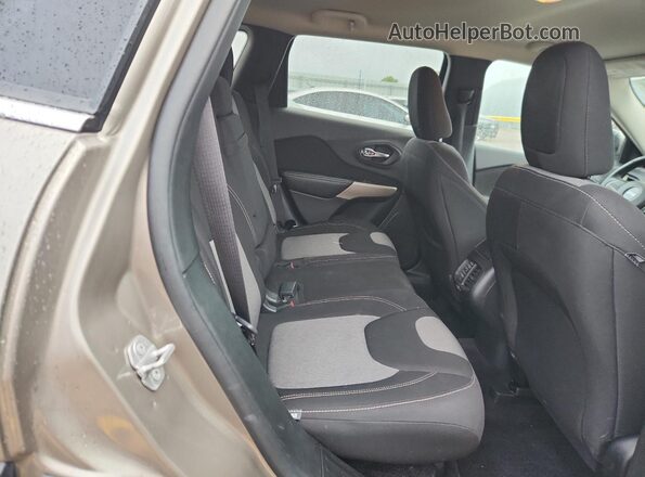 1C4PJMCB5JD589413 2018 JEEP CHEROKEE Brown Vista interior trasera