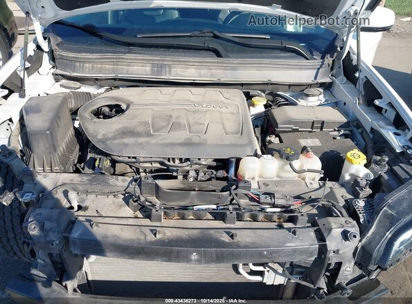 1C4PJMCX0LD607816 2020 JEEP CHEROKEE White უკანა ხედი