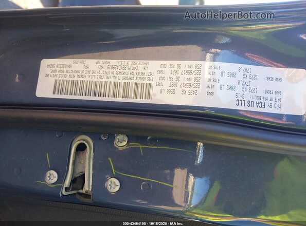 1C4PJMLB2KD429829 2019 JEEP CHEROKEE Blue Vista del compartimento del motor