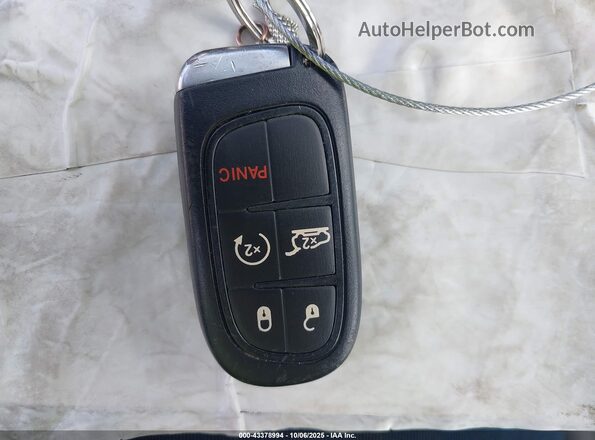1C4PJMMB4PD115038 2023 JEEP CHEROKEE Black Առջևի վահանակի տեսք
