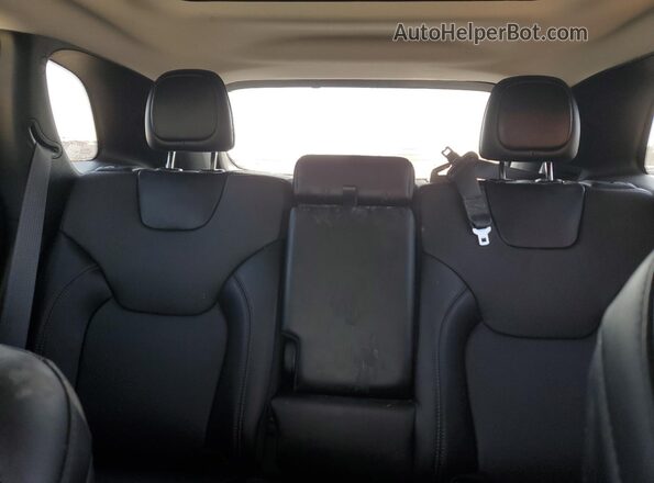 1C4PJMMB5PD105036 2023 JEEP CHEROKEE Gray Widok tylnych siedzeń