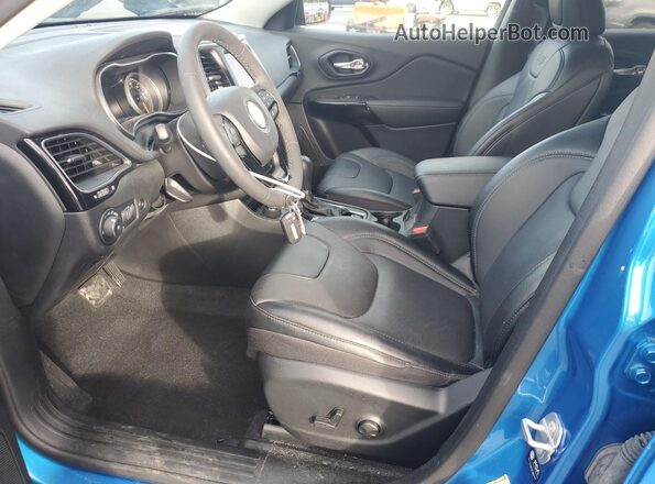 1C4PJMMB9PD108201 2023 JEEP CHEROKEE Blue Vista interior delantera