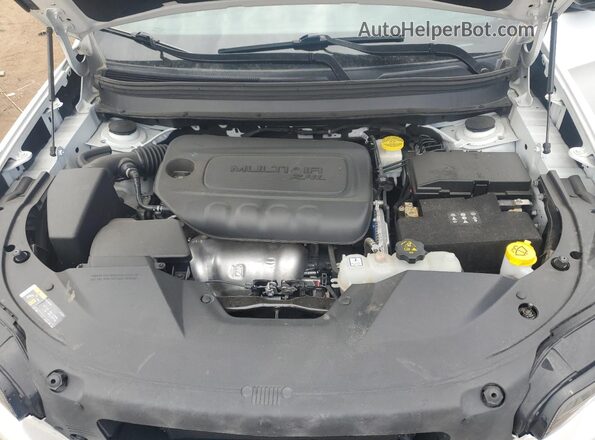 1C4PJMMB9PD110059 2023 JEEP CHEROKEE White Rear interior view