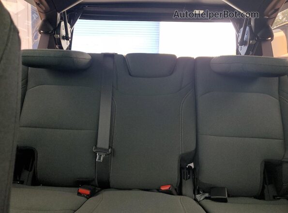 1C4PJXDG5SW563914 2025 JEEP WRANGLER Green Vista de los asientos traseros