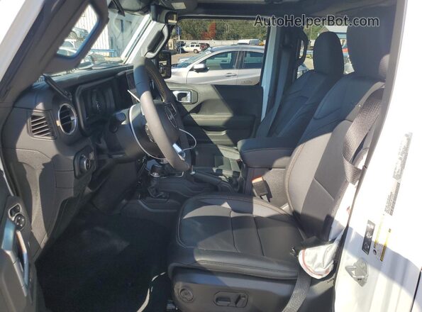 1C4PJXEG9RW265228 2024 JEEP WRANGLER White Вид салону спереду