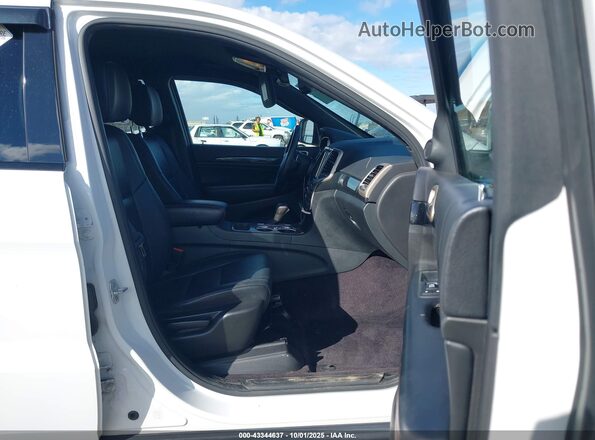 1C4RJEAG8GC472887 2016 JEEP GRAND CHEROKEE Белый Вид салона спереди