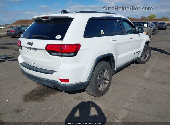 1C4RJEAG8GC472887 2016 JEEP GRAND CHEROKEE Белый Задняя правая четверть
