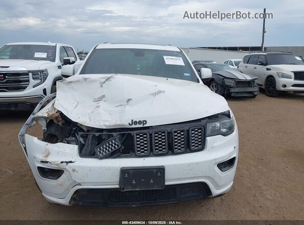 1C4RJEAG8LC113775 2020 JEEP GRAND CHEROKEE White ხელსაწყოთა პანელის ხედი