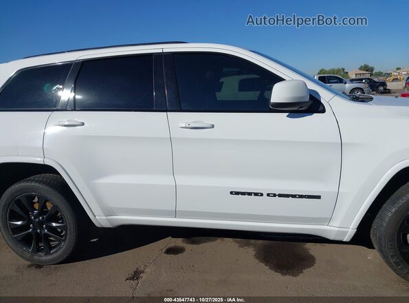 1C4RJFAG0JC266895 2018 JEEP GRAND CHEROKEE White 