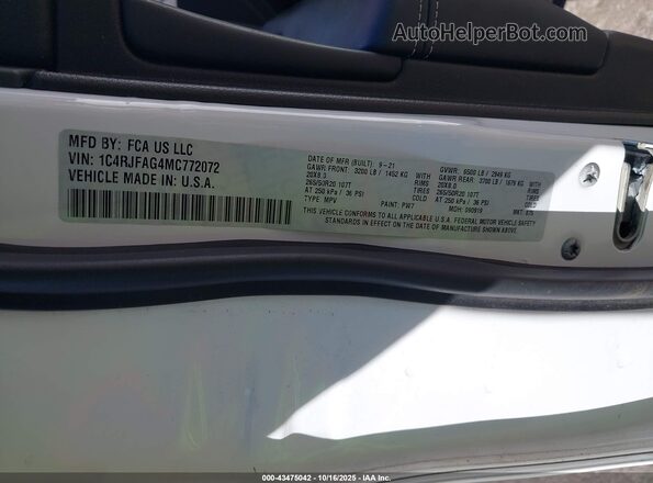 1C4RJFAG4MC772072 2021 JEEP GRAND CHEROKEE White ძრავის განყოფილების ხედი