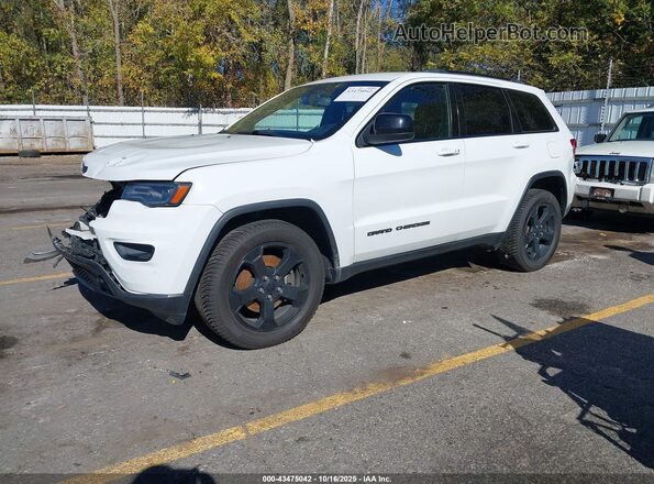 1C4RJFAG4MC772072 2021 JEEP GRAND CHEROKEE White წინა მარცხენა ხედი სამი მეოთხედიდან