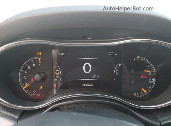 1C4RJFBG1LC346529 2020 JEEP GRAND Silver Vista del cuadro de instrumentos
