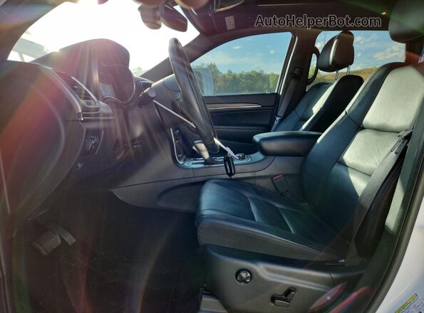 1C4RJFBG9LC176484 2020 JEEP GRAND White Front interior view