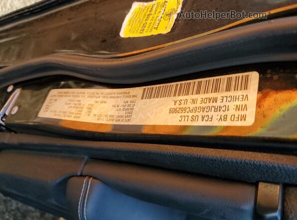 1C4RJGAG6PC662909 2023 JEEP GRAND CHER Black 360 interior view