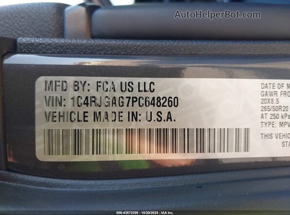 1C4RJGAG7PC648260 2023 JEEP GRAND CHEROKEE Gray ძრავის განყოფილების ხედი