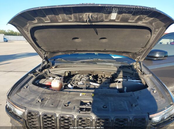 1C4RJGAG7PC648260 2023 JEEP GRAND CHEROKEE Gray უკანა ხედი