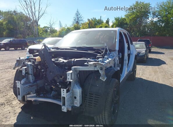 1C4RJHAG2PC634501 2023 JEEP GRAND CHEROKEE Белый Вид спереди