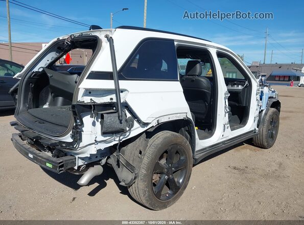 1C4RJHAG2PC634501 2023 JEEP GRAND CHEROKEE Белый Задняя правая четверть