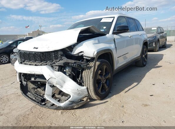 1C4RJHAG5PC570096 2023 JEEP GRAND CHEROKEE Белый Передняя левая четверть