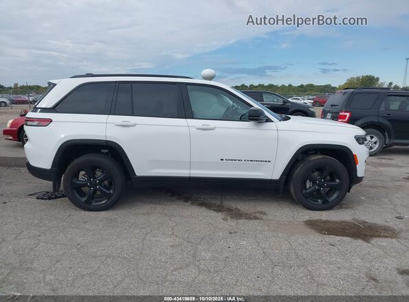 1C4RJHAG5SC329244 2025 JEEP GRAND CHEROKEE White Вид задньої частини салону