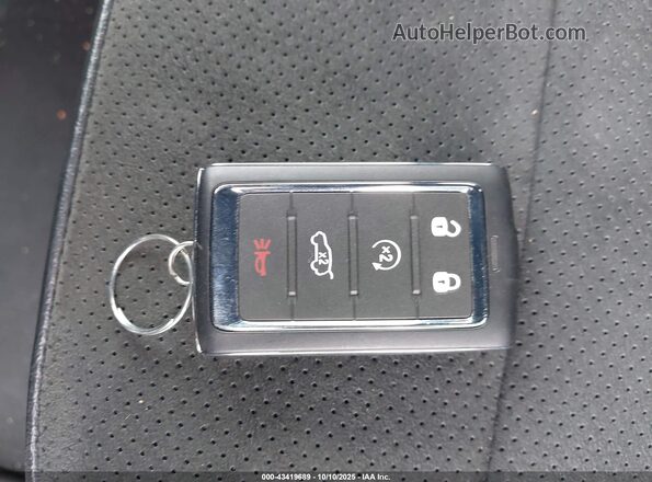 1C4RJHAG5SC329244 2025 JEEP GRAND CHEROKEE White Вид панелі приладів