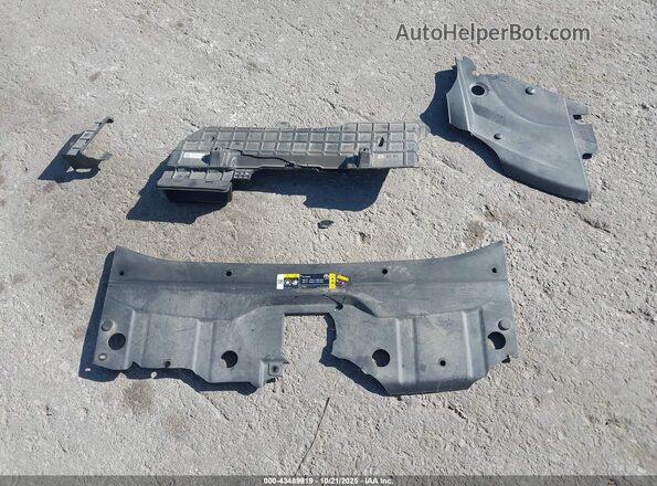 1C4RJHBG1RC698708 2024 JEEP GRAND CHEROKEE White 