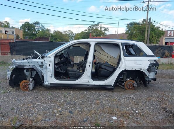 1C4RJHBG5PC523651 2023 JEEP GRAND CHEROKEE Белый Вид задней части салона