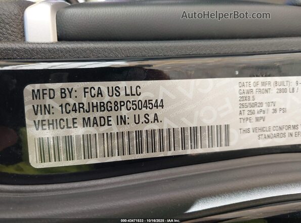 1C4RJHBG8PC504544 2023 JEEP GRAND CHEROKEE Black Engine compartment view