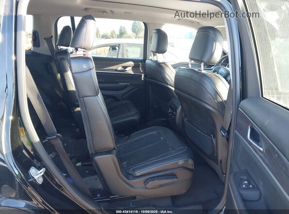 1C4RJKBG1P8731333 2023 JEEP GRAND CHEROKEE L Black Widok naklejki z numerem VIN