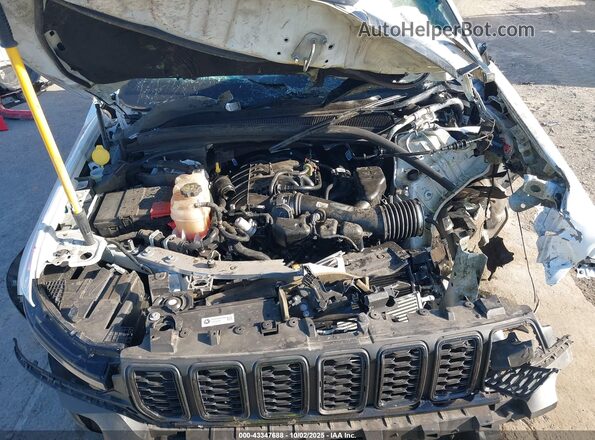 1C4RJKBG3P8779674 2023 JEEP GRAND CHEROKEE L White Вид ззаду