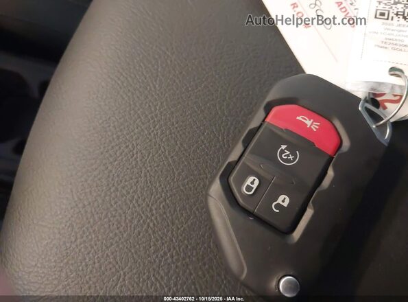 1C4RJXN68SW596890 2025 JEEP WRANGLER Gray Widok deski rozdzielczej