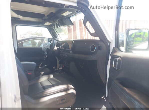 1C4RJXU68RW351874 2024 JEEP WRANGLER White Սալոնի դիմացի տեսք