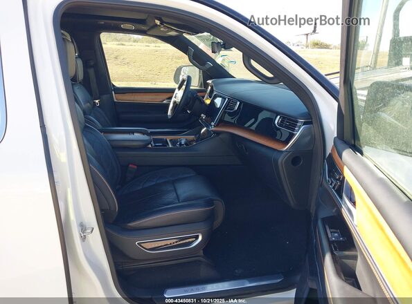 1C4SJSGPXRS182313 2024 JEEP GRAND WAGONEER L White Vista interior delantera
